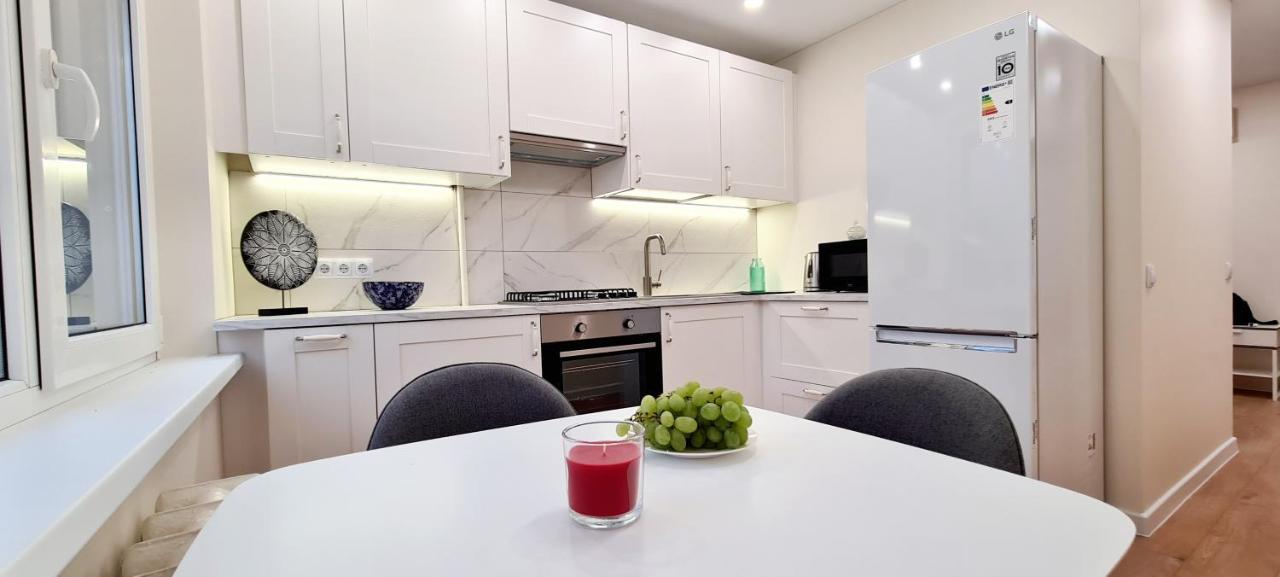 Sonata Apartment ปาเนเวชิส ภายนอก รูปภาพ